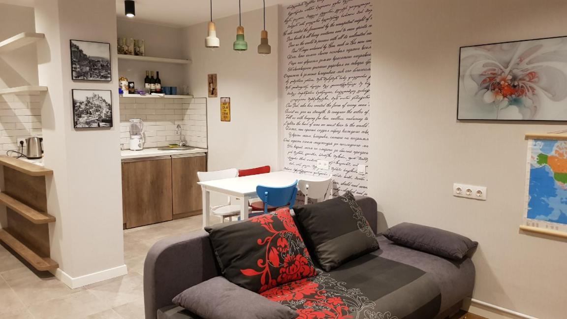 Your Home In Tbilisi: Cosy Stay In The Old City Exterior photo