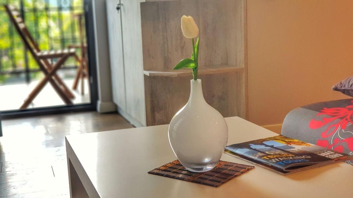 Your Home In Tbilisi: Cosy Stay In The Old City Exterior photo